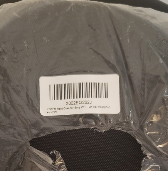 Black Hard Shell Case - Picture 7 of 9